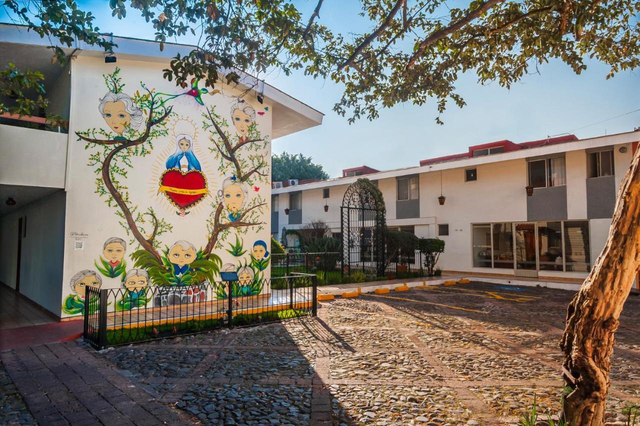 Hotel Isabel Guadalajara Bagian luar foto