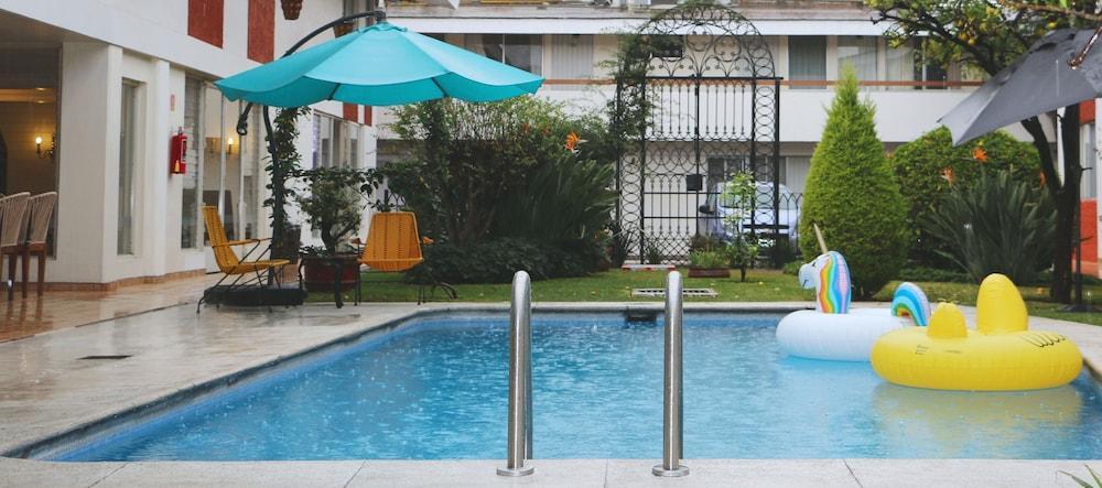 Hotel Isabel Guadalajara Bagian luar foto