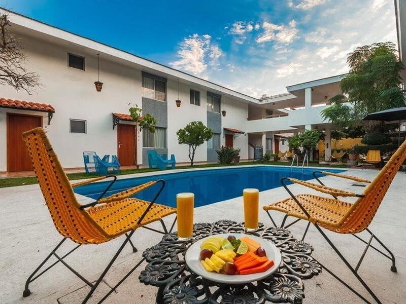 Hotel Isabel Guadalajara Bagian luar foto