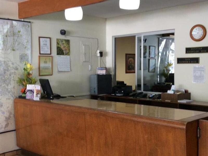Hotel Isabel Guadalajara Bagian luar foto