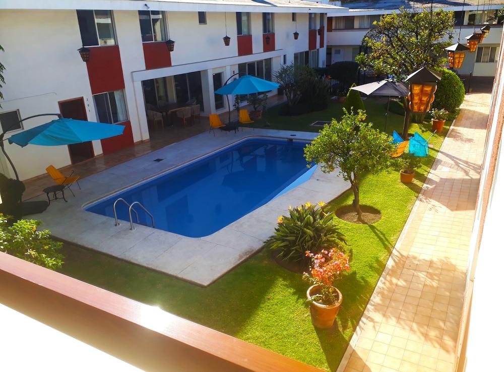 Hotel Isabel Guadalajara Bagian luar foto